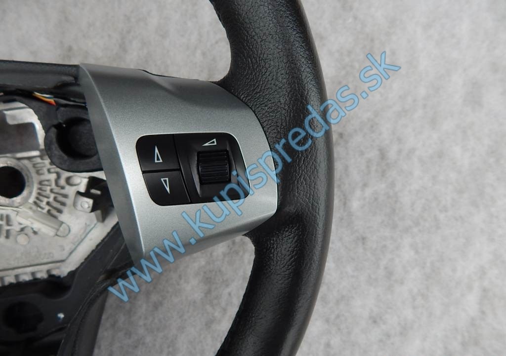 Vyhrievaný volant Opel Corsa D